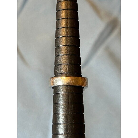 Silver Tone and Morher of Pearl Stone Ring Size 5 - Picture 3 of 4